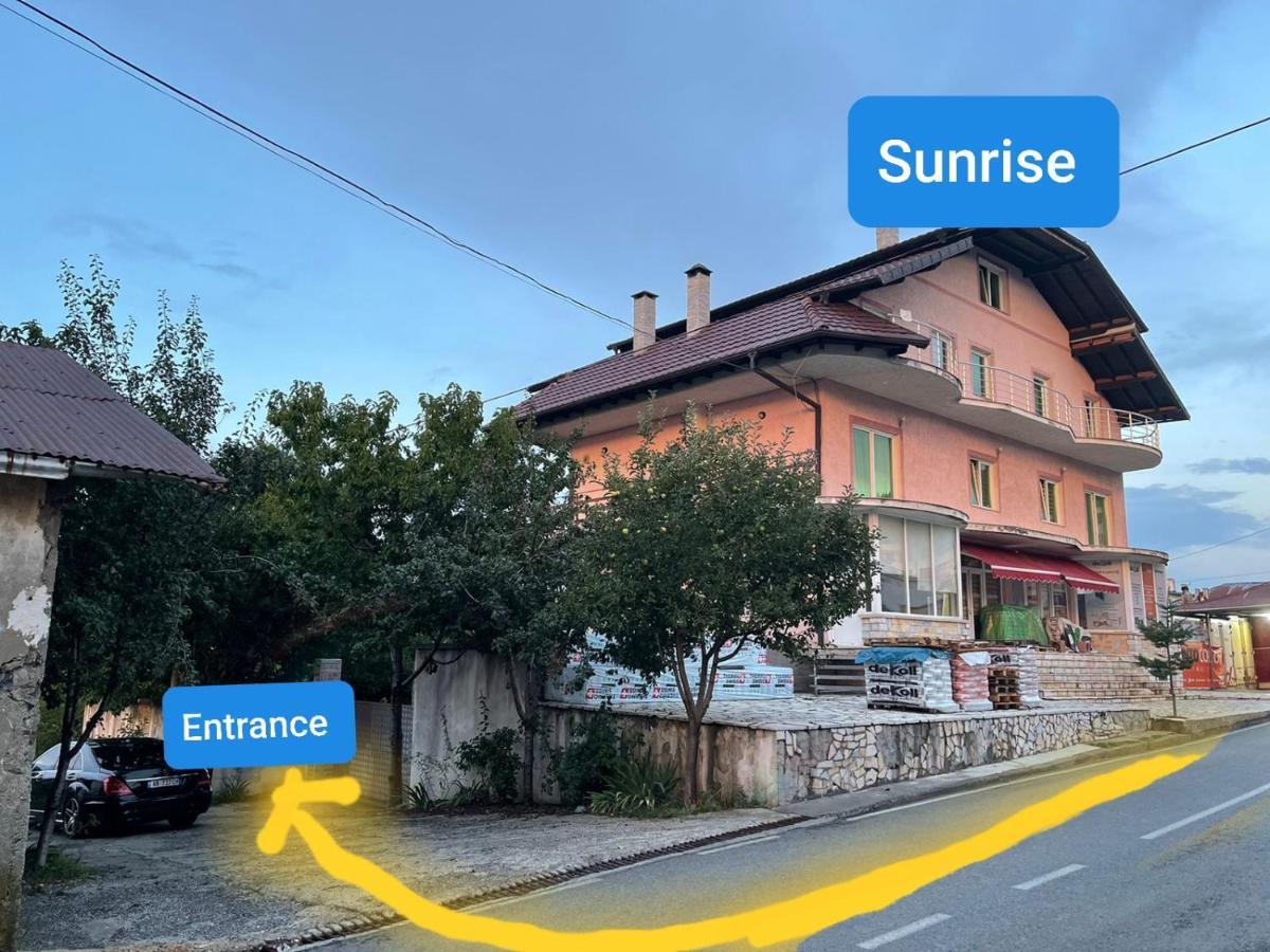 Sunrise Lindita Puke Exterior foto